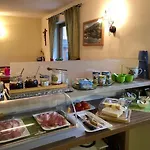 בית הארחה Haus Hirschpoint 4*