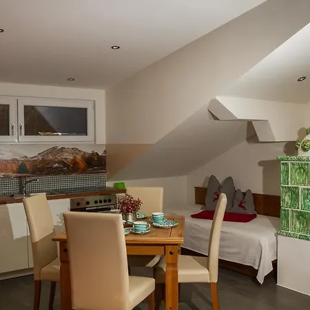 Haus Hirschpoint 3*