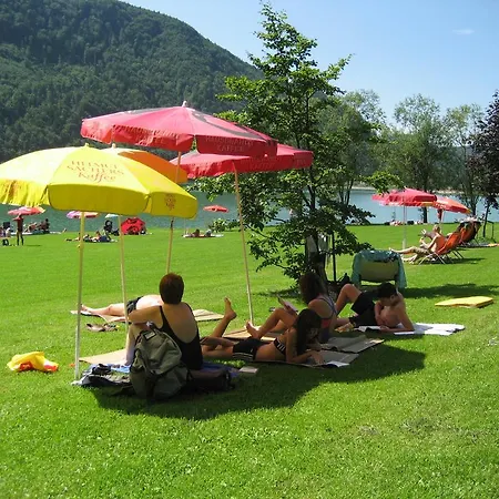 Haus Hirschpoint Pensjonat 4*