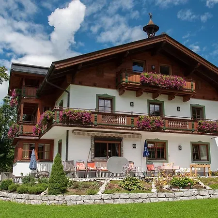 Haus Hirschpoint Faistenau