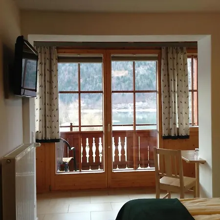 Haus Hirschpoint Penzion 4*